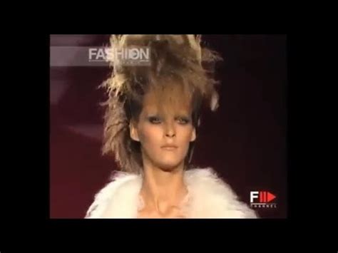 Versace atelier haute couture fall/winter 2001 full show